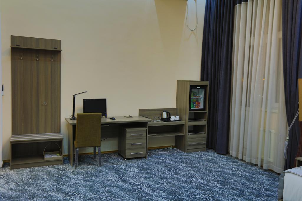 Lotte Palace Душанбе Екстериор снимка