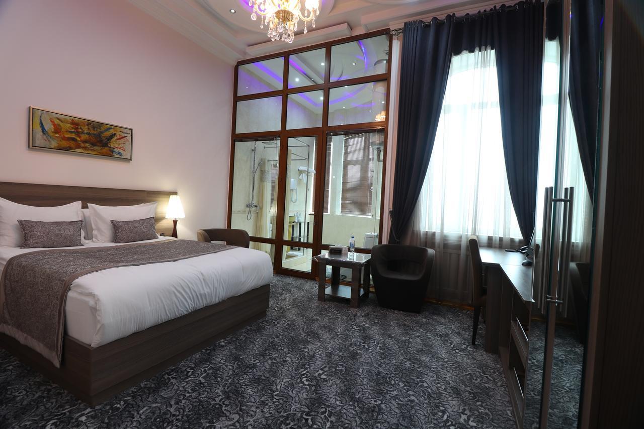 Lotte Palace Душанбе Екстериор снимка