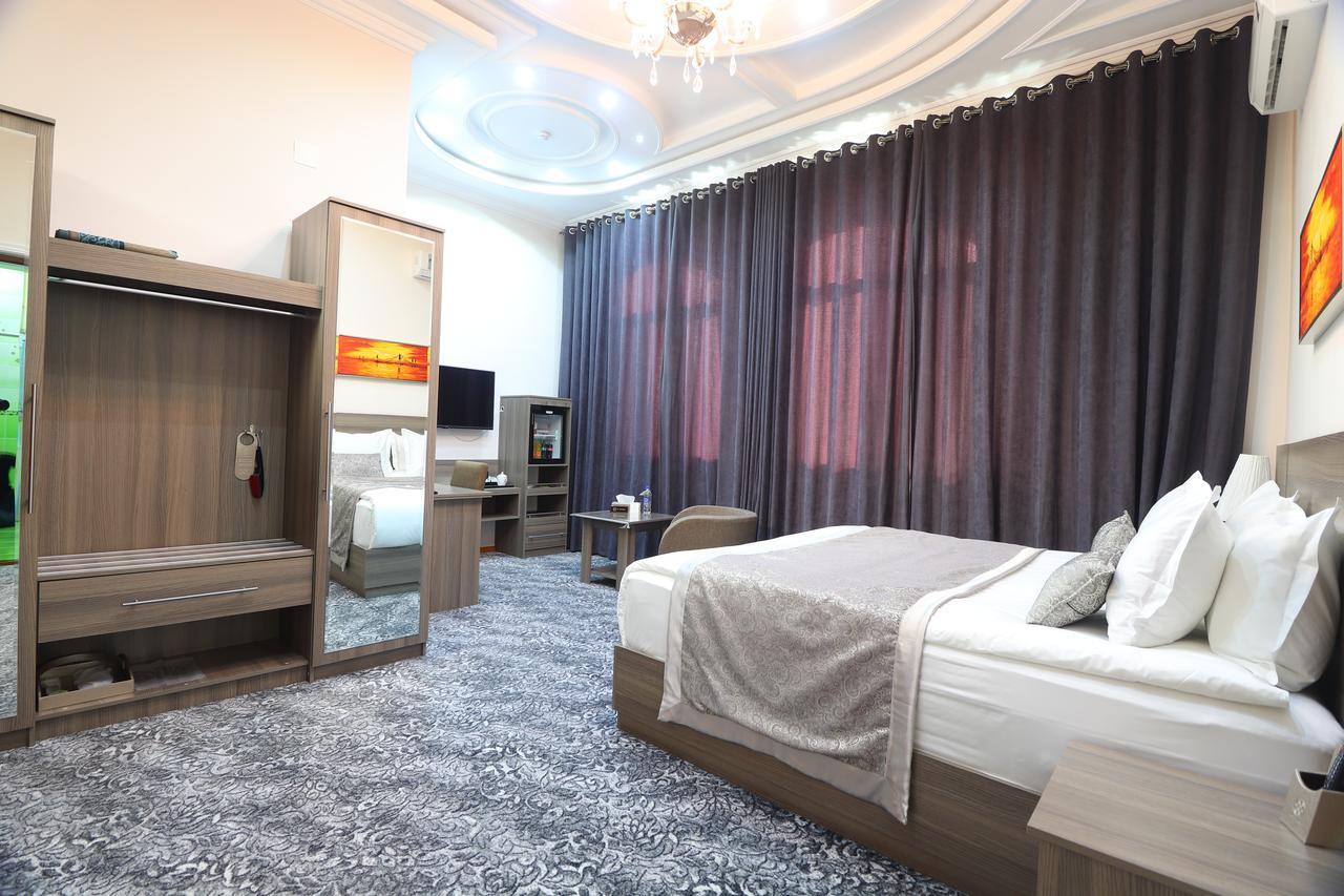 Lotte Palace Душанбе Екстериор снимка