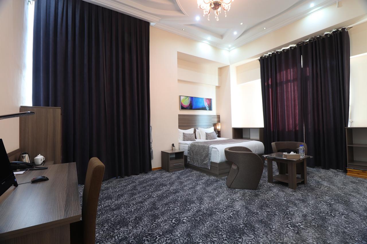 Lotte Palace Душанбе Екстериор снимка